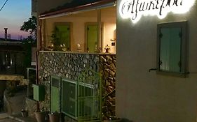 Axiokersa Suites